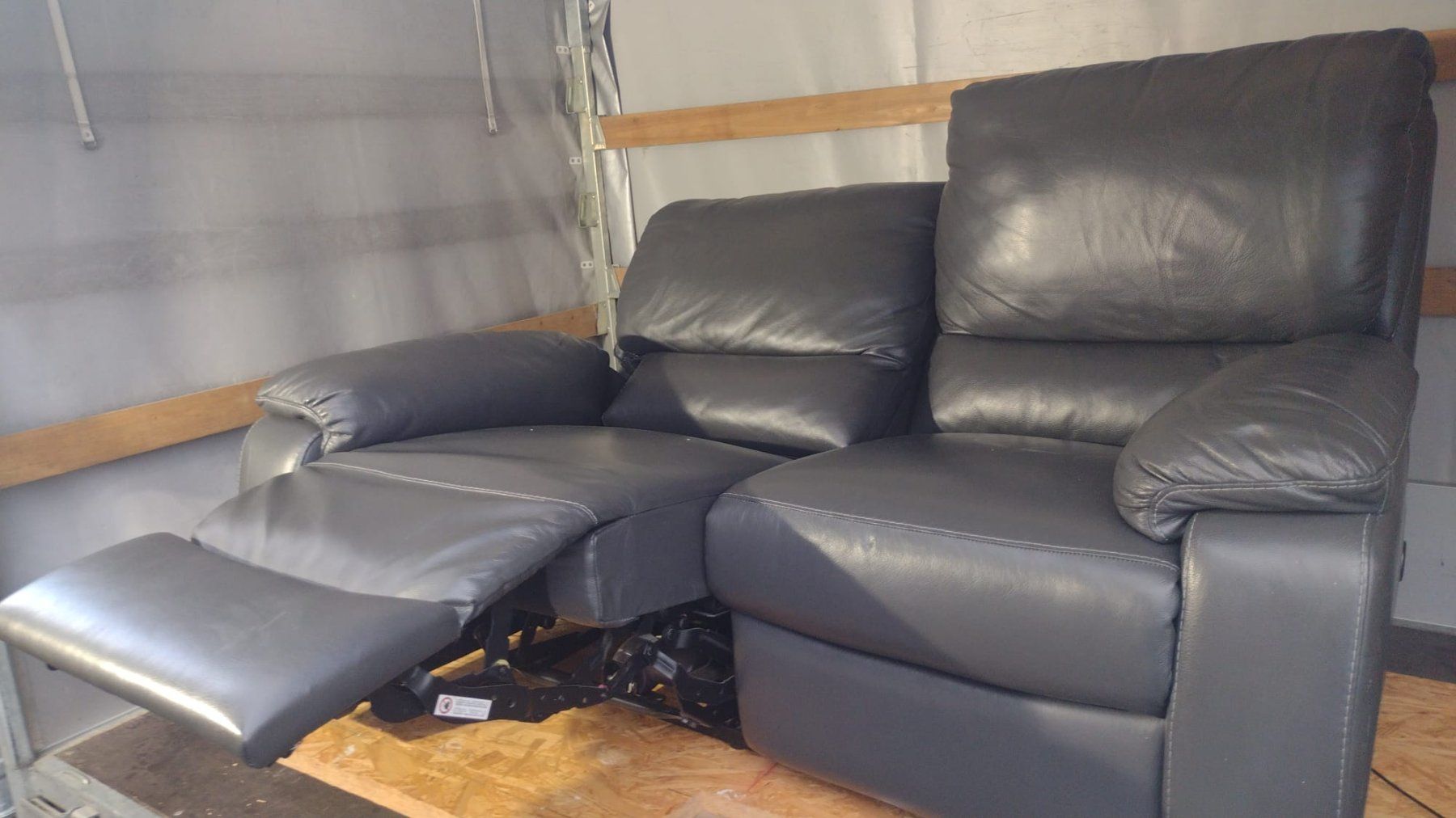 Sofas: 2er Sofa elektrisch – Gebraucht aus Dinhard von Mittelstenweiler 5