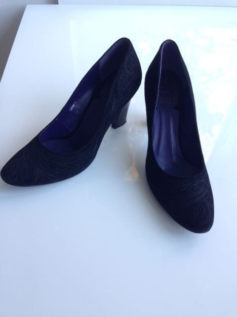 Scarpe da donna: Wildleder Pumps Gr. 39,5 – Nuovo (secondo la descrizione) da Horn venduto da Resvi 1