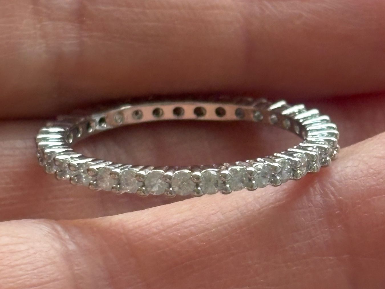 Anelli: Luxus Elegante Gr.17/7 Ring Memoire Farbe : Silber – Nuovo (secondo la descrizione) da Biel-Bienne venduto da Roserosse13