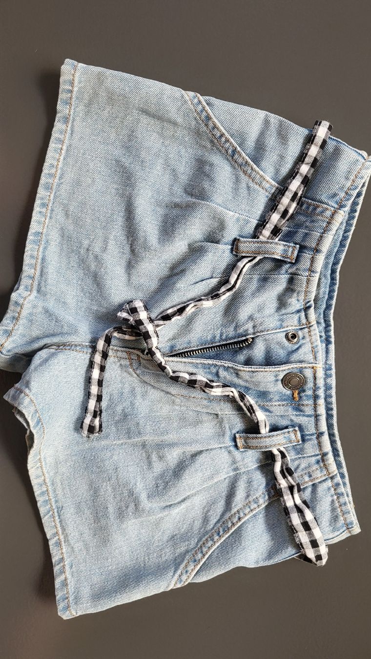 Hosen: jeans shorts – Gebraucht aus Zürich von Sibetti