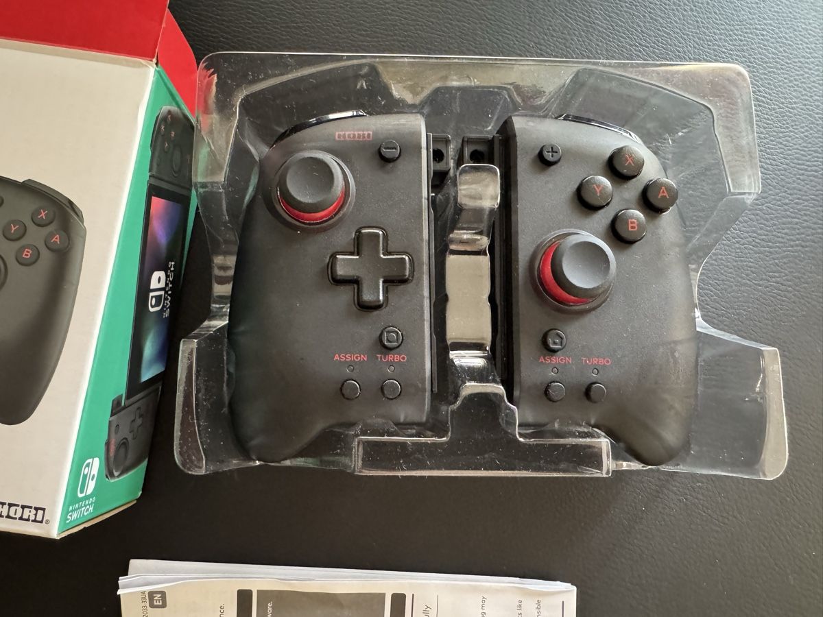 Controller: Manette Nintendo Switch Hori Split Pad Pro Noir – Usato da Blonay venduto da ADO_79 2