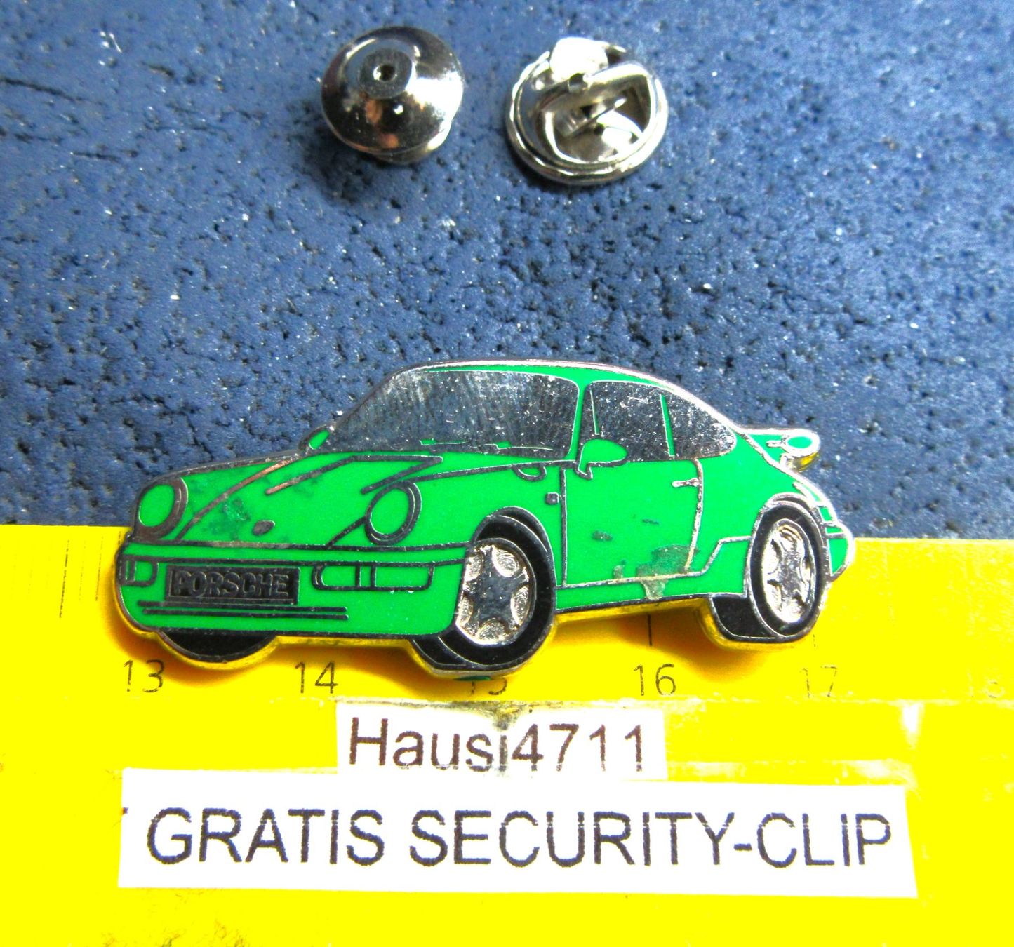 Porsche Placchette & Badge: PORSCHE 911 AUTO PIN ENAMEL – Usato da Ettingen venduto da Hausi4711