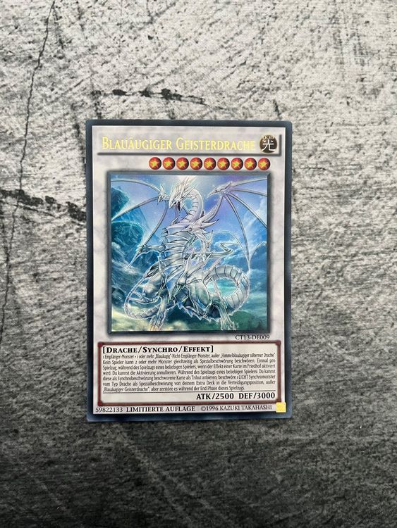 Blauäugiger Geisterdrache (CT13-DE009), Ultra Rare 1