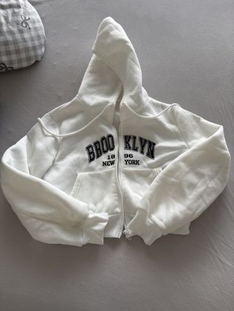 Kapuzenpullover Brooklyn New York Weiss Grösse S neuwertig