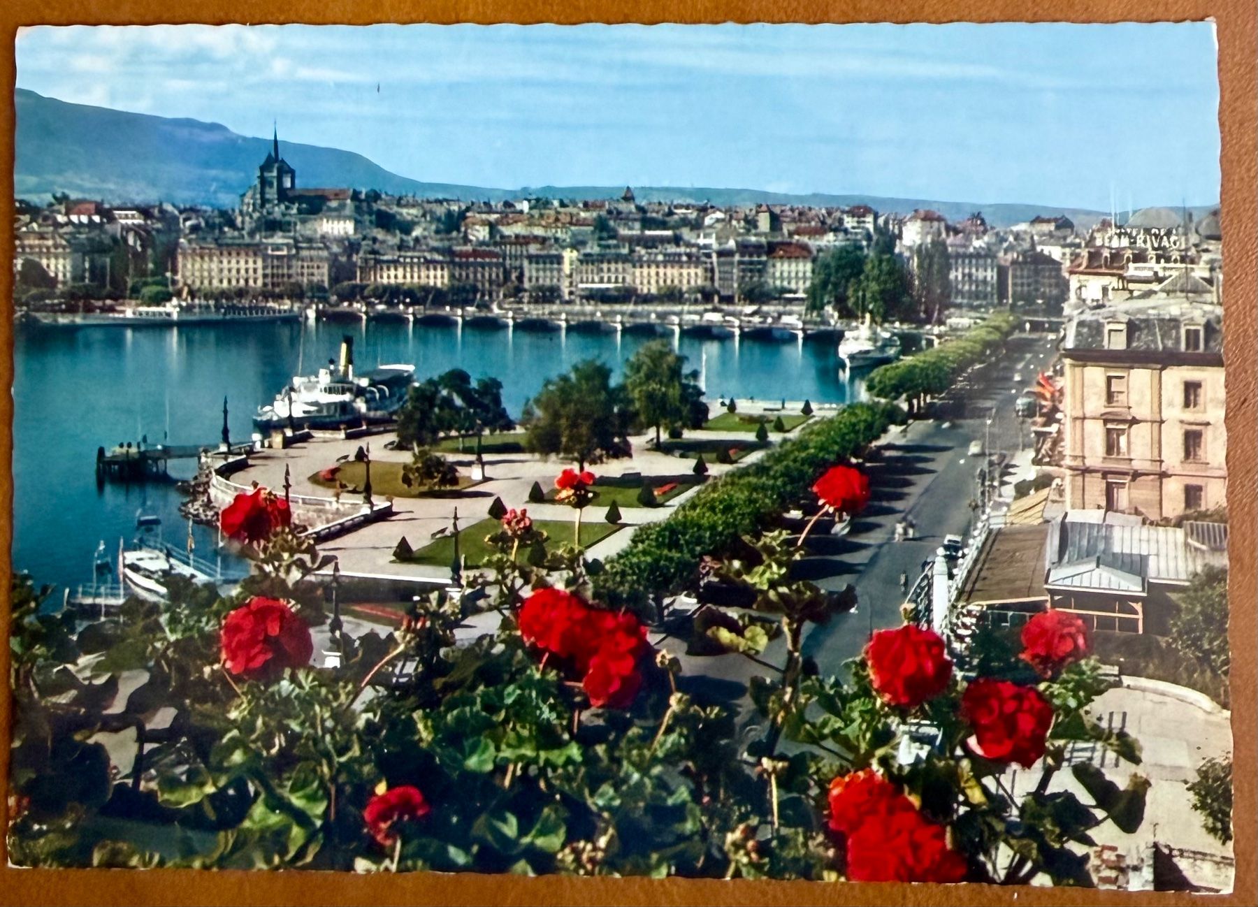 Cartoline postali: Genève - Bateau vapeur dans la rade – Usato da Lutry venduto da Ediego