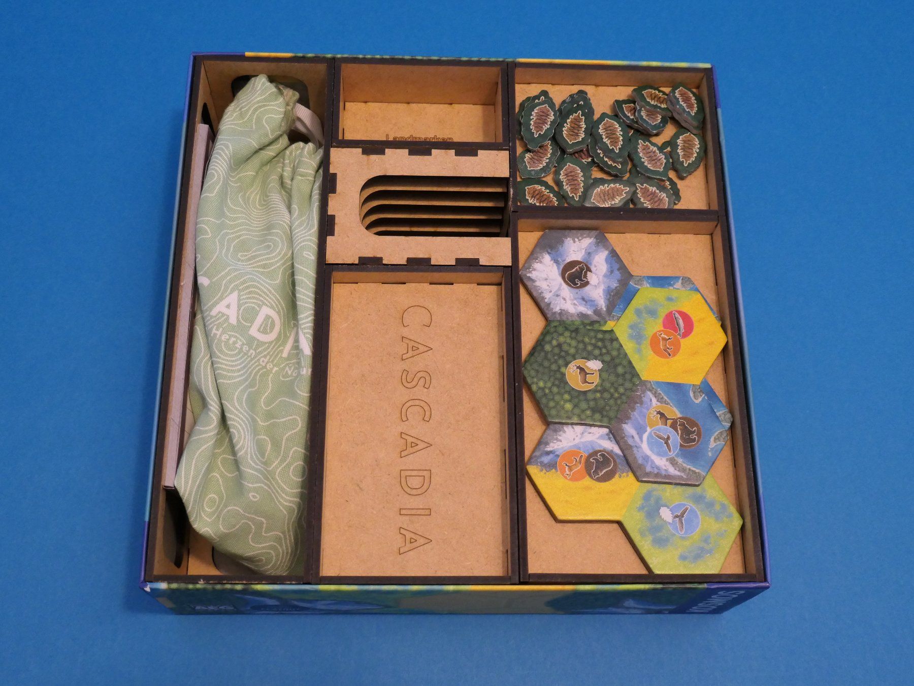 Jeux: Brettspiel Insert - Cascadia – Neuf avec emballage d'origine à Brunnen par ronnyvorbrodt