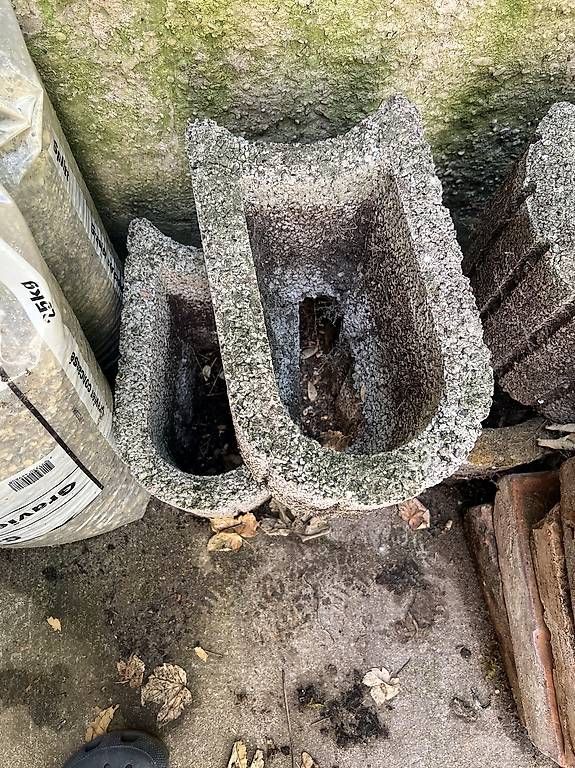 Pots de fleurs: Pflanzeringe + Granitblock  – D'occasion à Basel par doncapillo 1