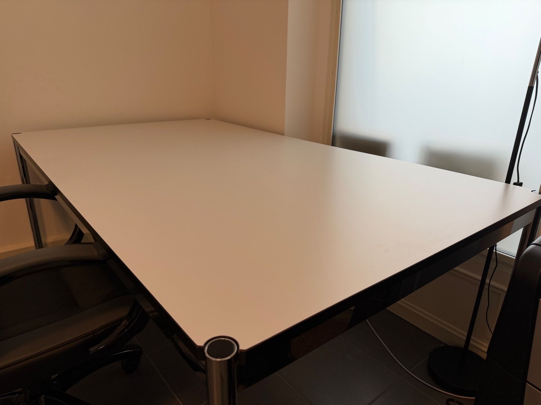 Tavoli: Table USM Haller 175 x 100 x 75 gris perle – Usato da Bulle venduto da mar_8dmy 1