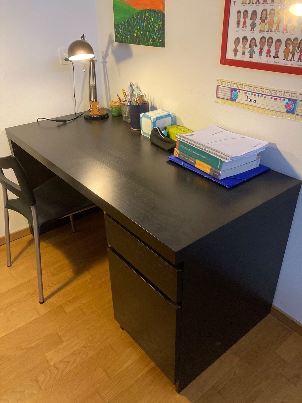 Ikea Schreibtische: MALM IKEA DESK BLACK – Gebraucht aus Oberwil BL von  3
