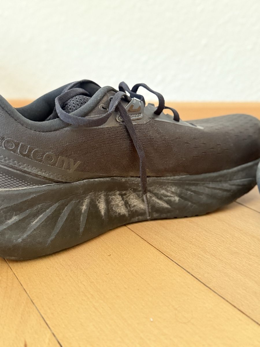 Saucony Herrenschuhe: Saucony Triumph (43) – Gebraucht aus Bern von Laufsport3000 2
