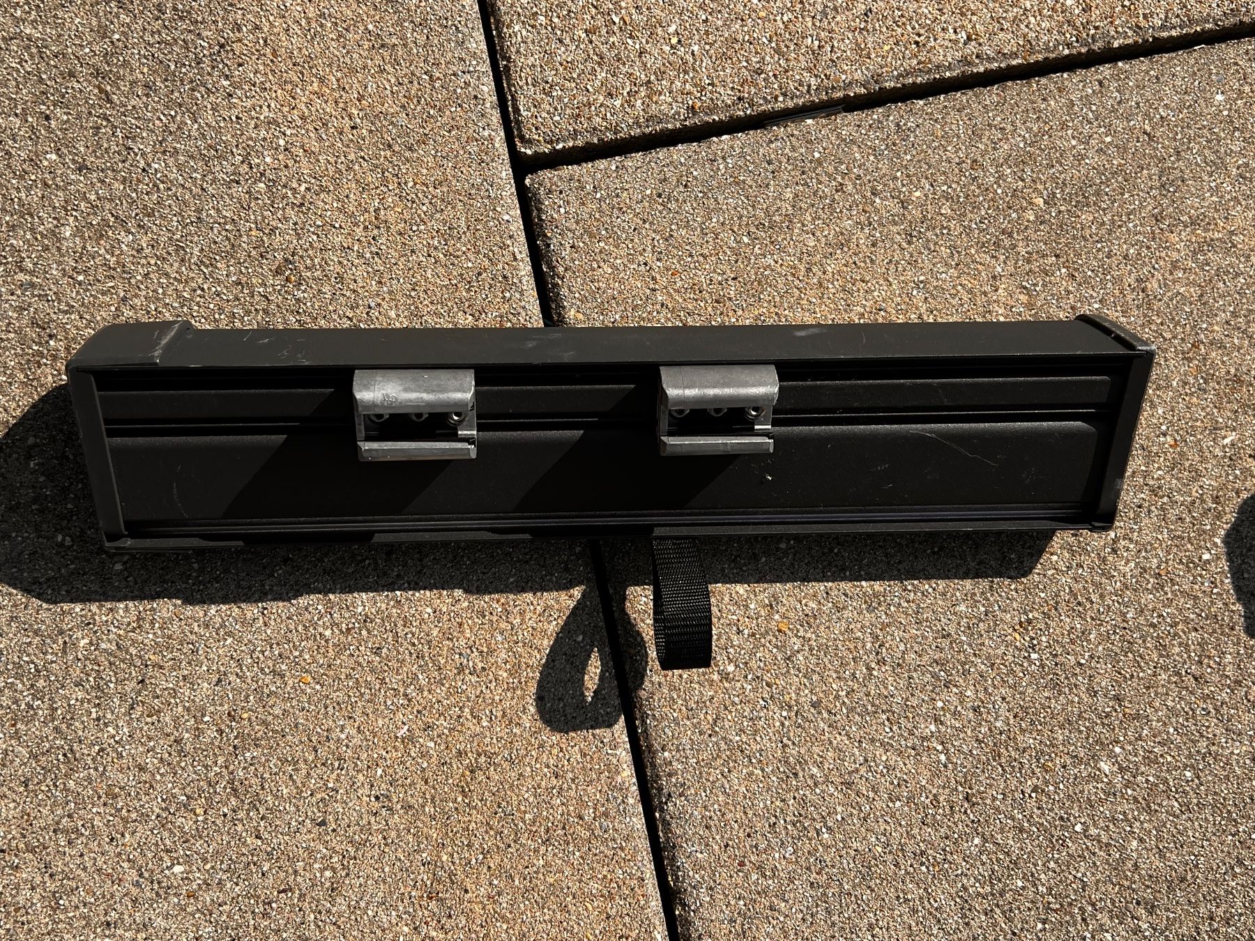 Volvo Toutes les pièces auto: Kofferraumabdeckung – D'occasion à Rickenbach SZ par jof_qhj6 1