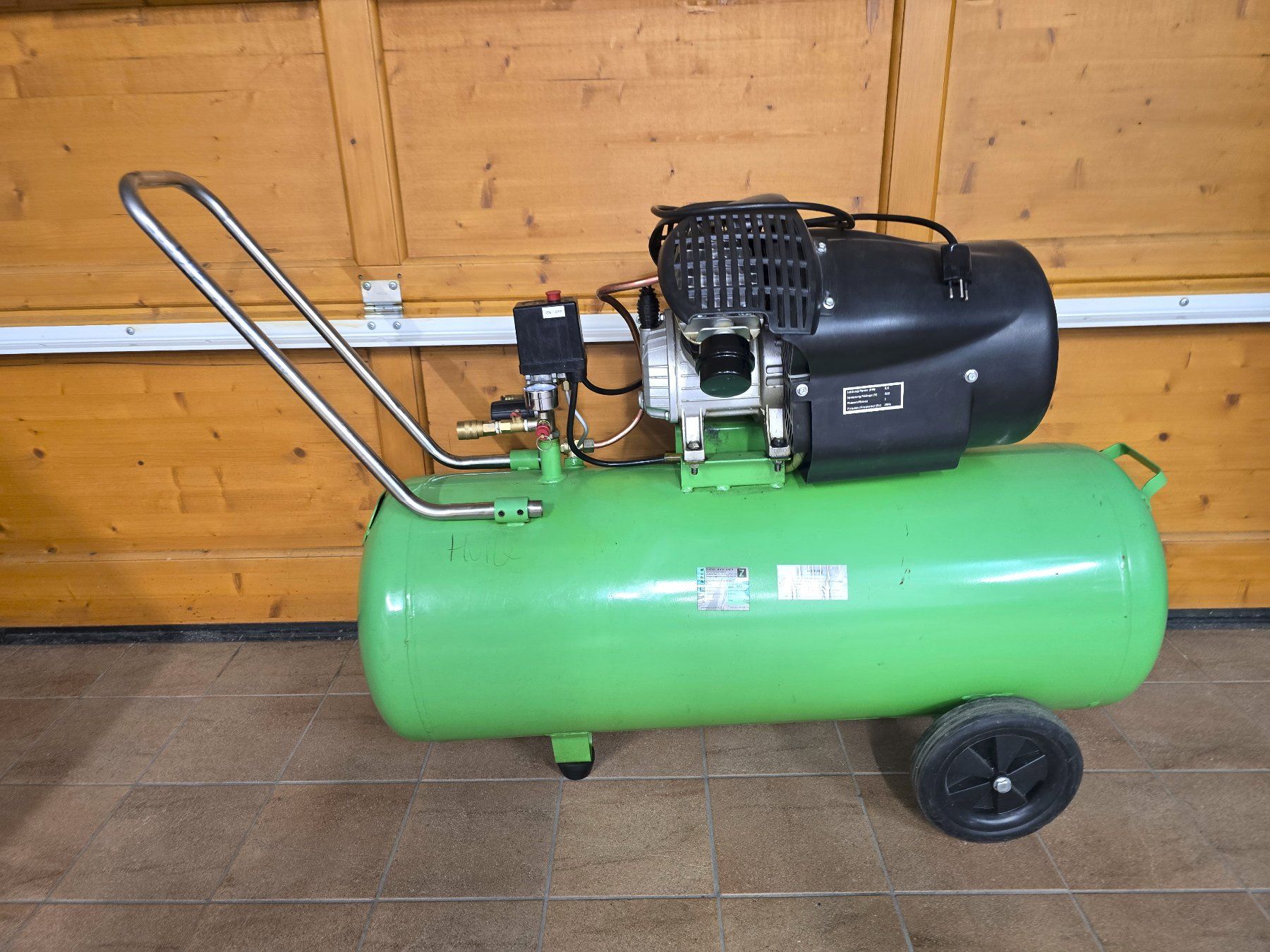 Compressori: Compresseur Zipper 100 litres 220 Volt – Usato da Savièse venduto da lag_g86p 1