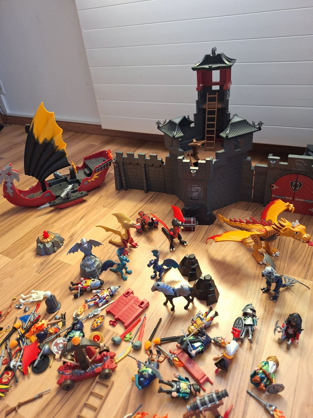 Playmobil Giocattoli: Playmobil Drachenburg verschiedene Sets – Usato da Romanshorn venduto da tinisti 2