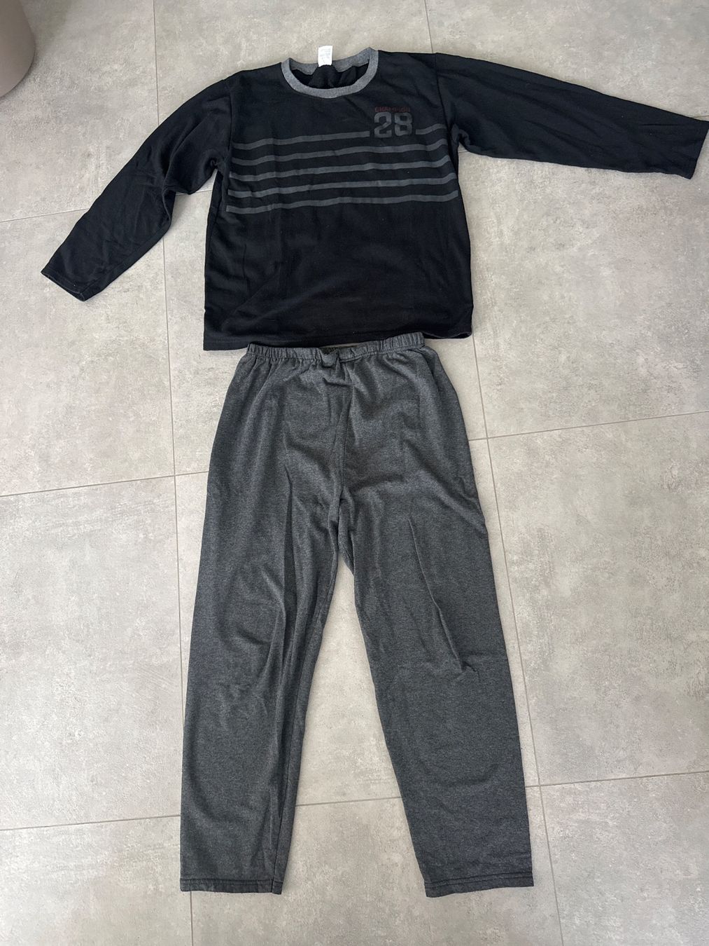 Pigiami: Herren Pyjama-Set schwarz Grösse XL – Usato da Elsau venduto da shoppa