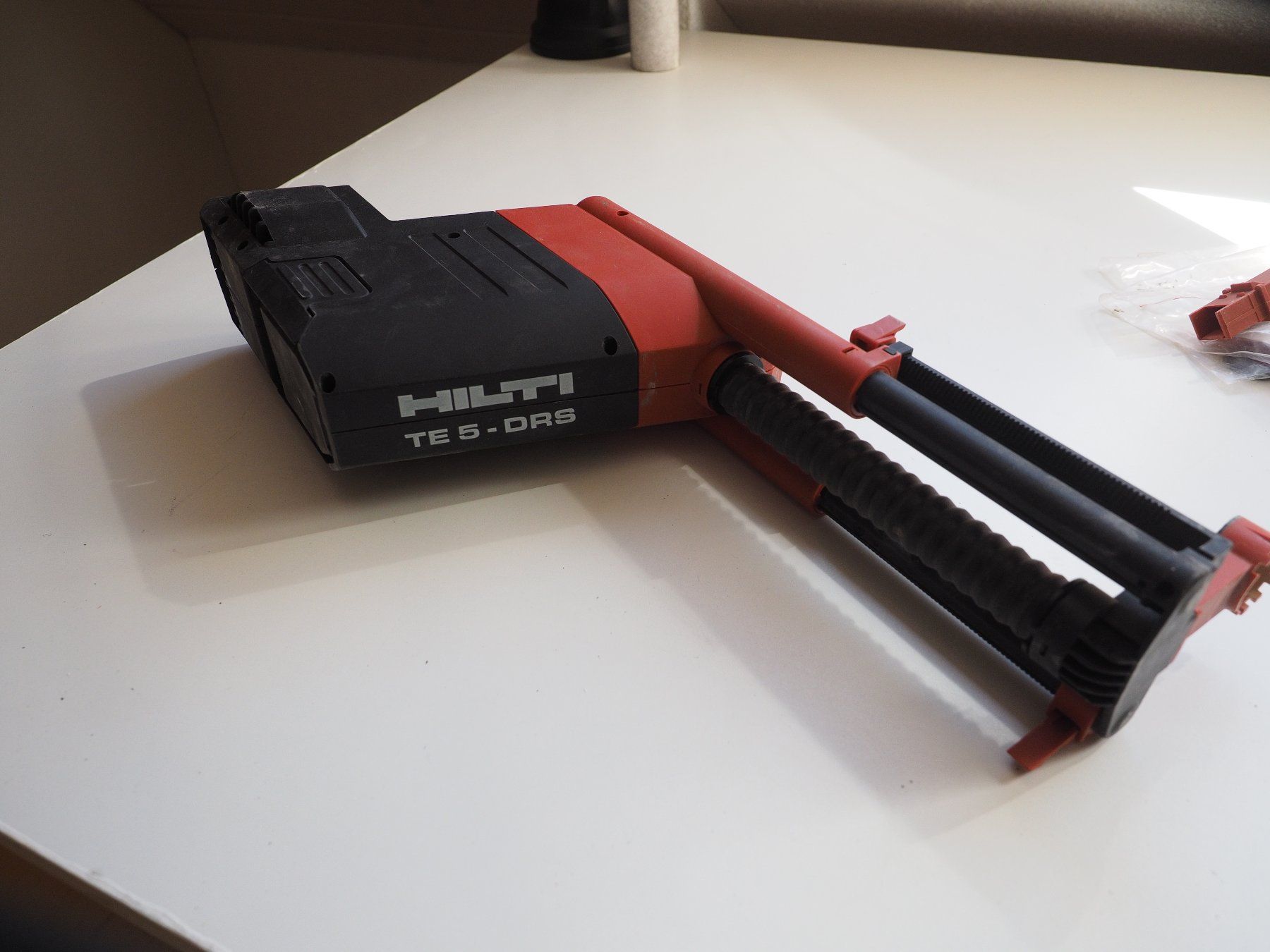 Hilti Bohrmaschinen: Bohrmaschine – Gebraucht aus Arboldswil von Alexis46 4