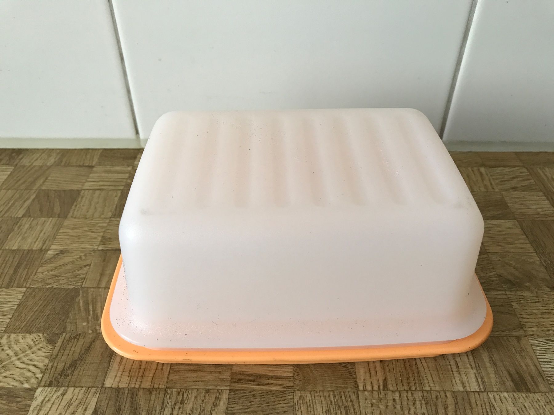 Tupperware Recipients et similaires: Tupperware Butterbehälter – D'occasion à Birmensdorf ZH par Hilhan