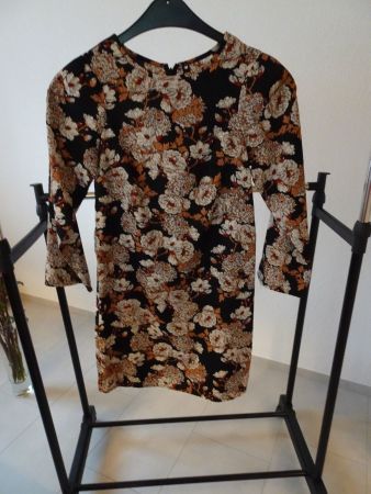 Hübsches langarm Blumenkleid schwarz Gr. XS - 220408