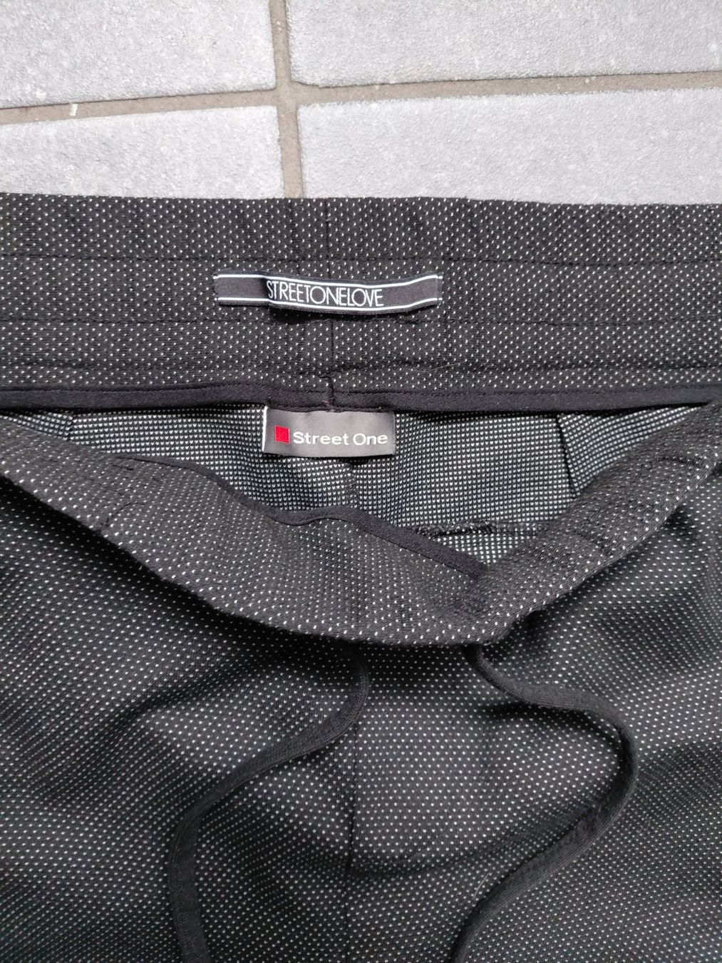 Pantalons: Damen Freizeit Hose gr M – D'occasion à Aesch BL par shiva0211 2
