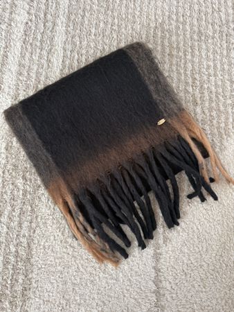 Lipsy London Scarf