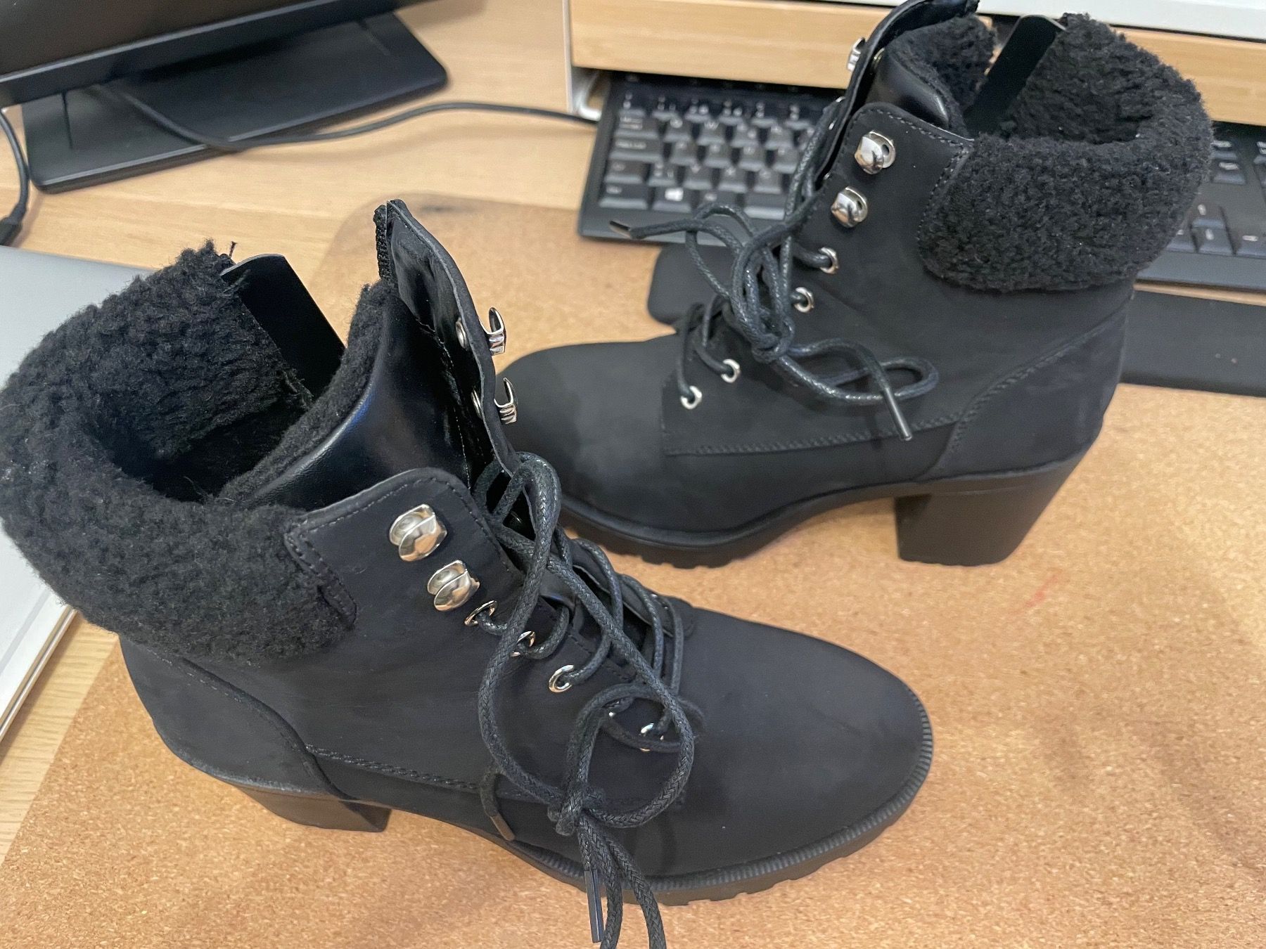 Anna Field Scarpe da donna: Anna Field Plateaustiefelette schwarz, Grösse 37 – Usato da Schaffhausen venduto da Tianisel 1