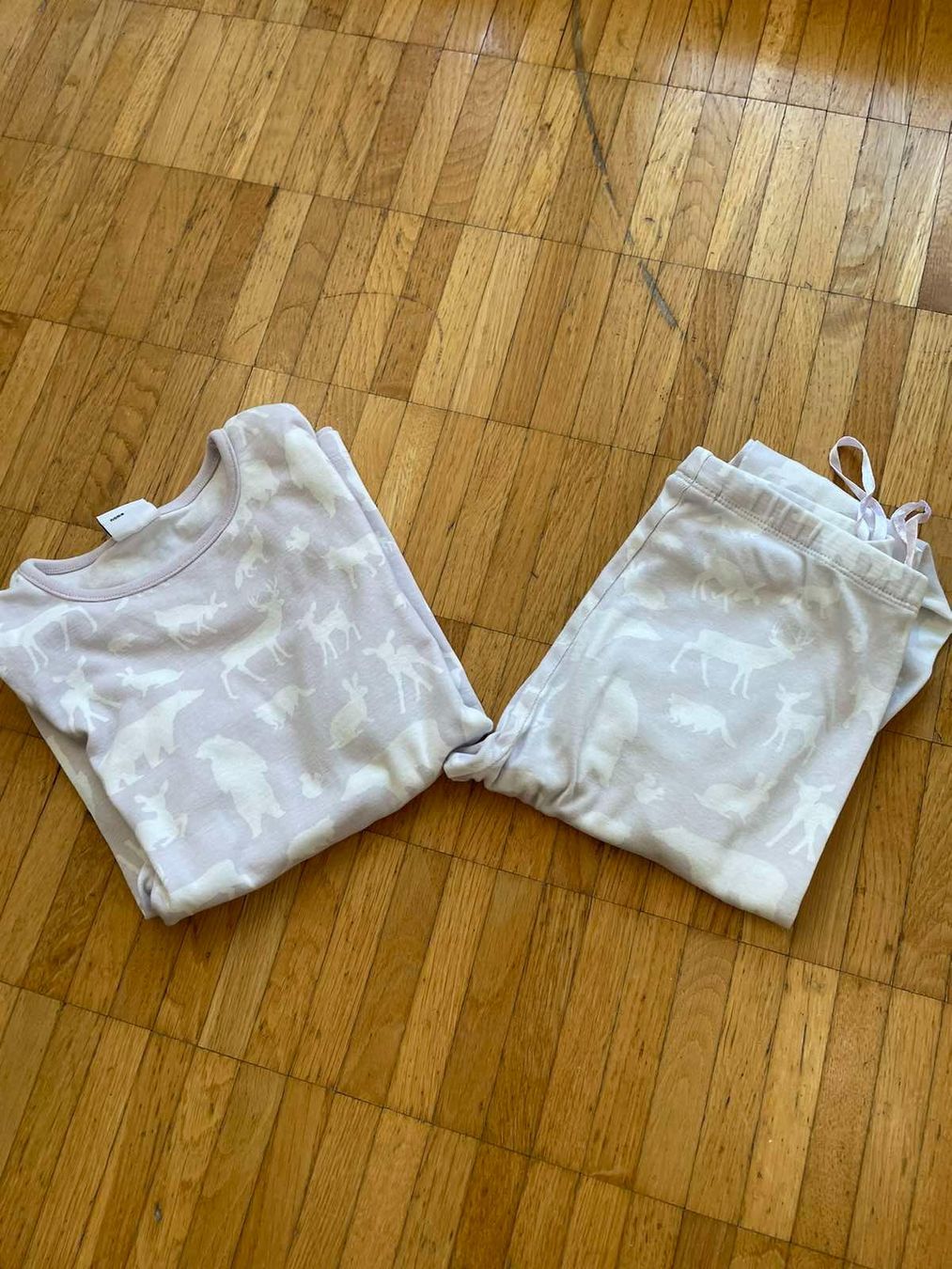 Lindex Pigiama & Simili: Lindex Pyjama Mädchen Gr 122 – Usato da Volketswil venduto da AKozacenko 3