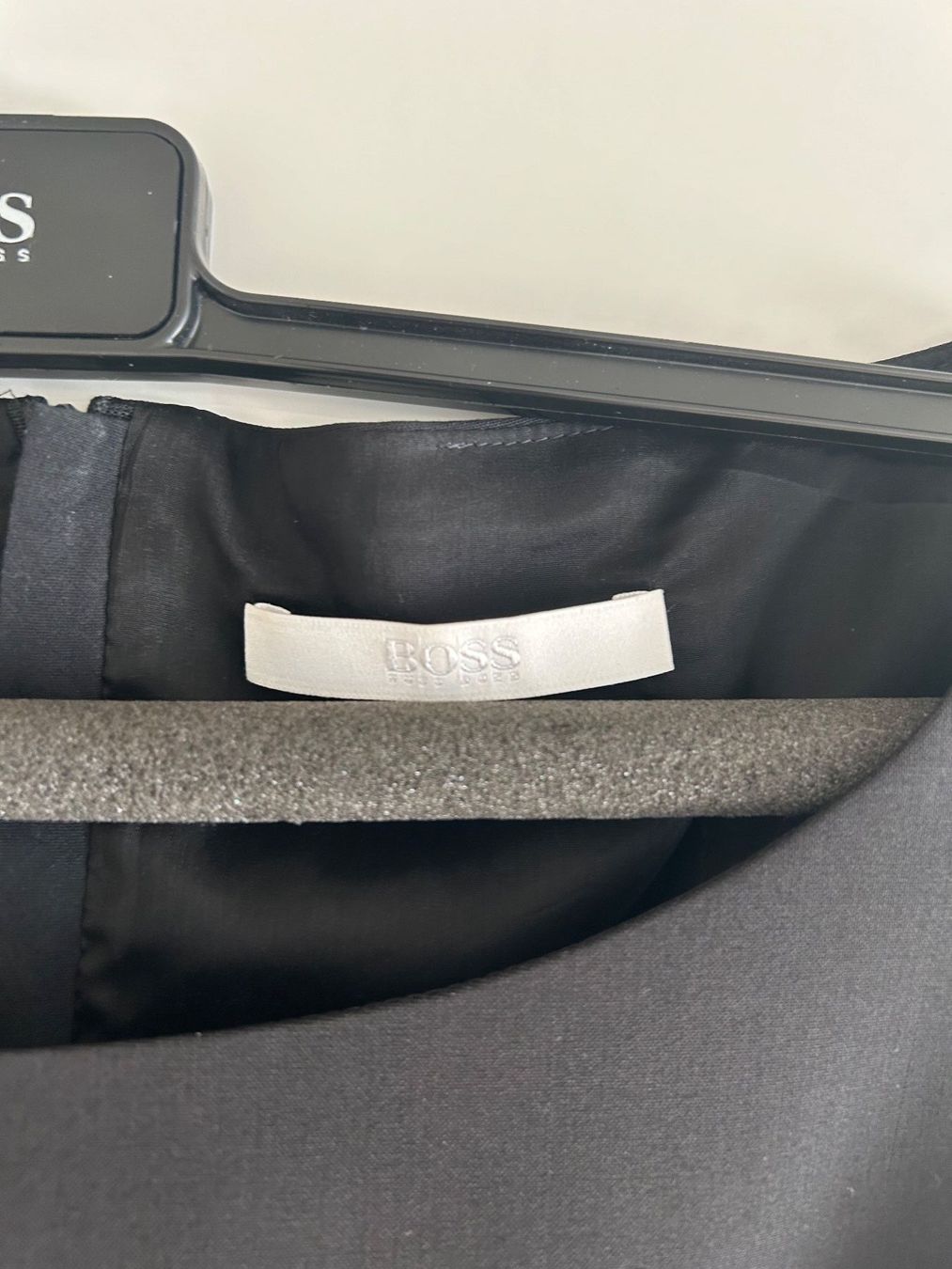Hugo Boss Vestiti: Hugo Boss Kleid – Nuovo (secondo la descrizione) da Wettingen venduto da Nadinne 2
