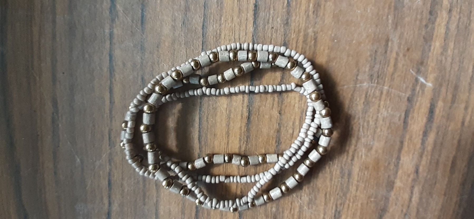 Armbänder & -reifen: Armband 4 Stück Modeschmuck – Gebraucht aus Mörschwil von wunderkiste44 4