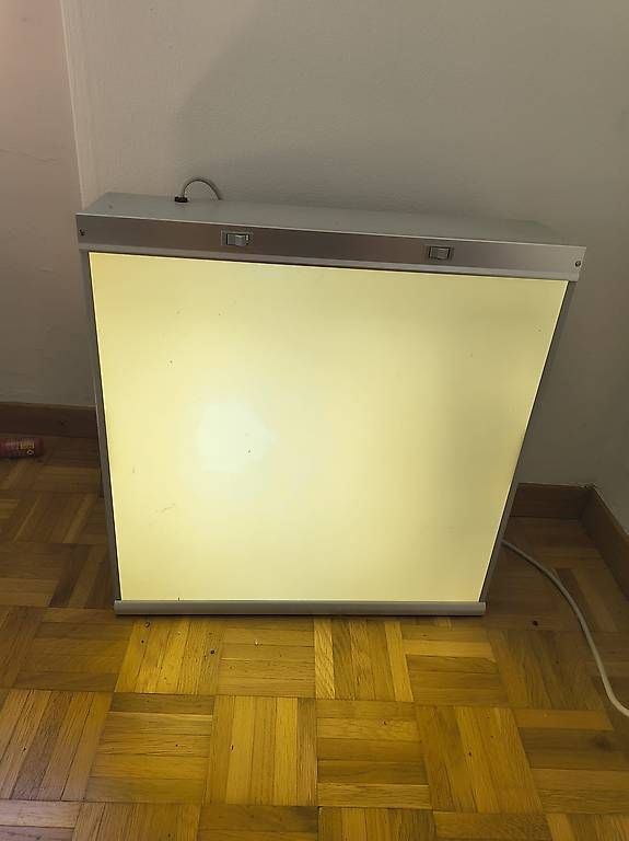 Appareils médicaux: Alte Röntgenbildlampe – D'occasion à Steffisburg par lorlee 1