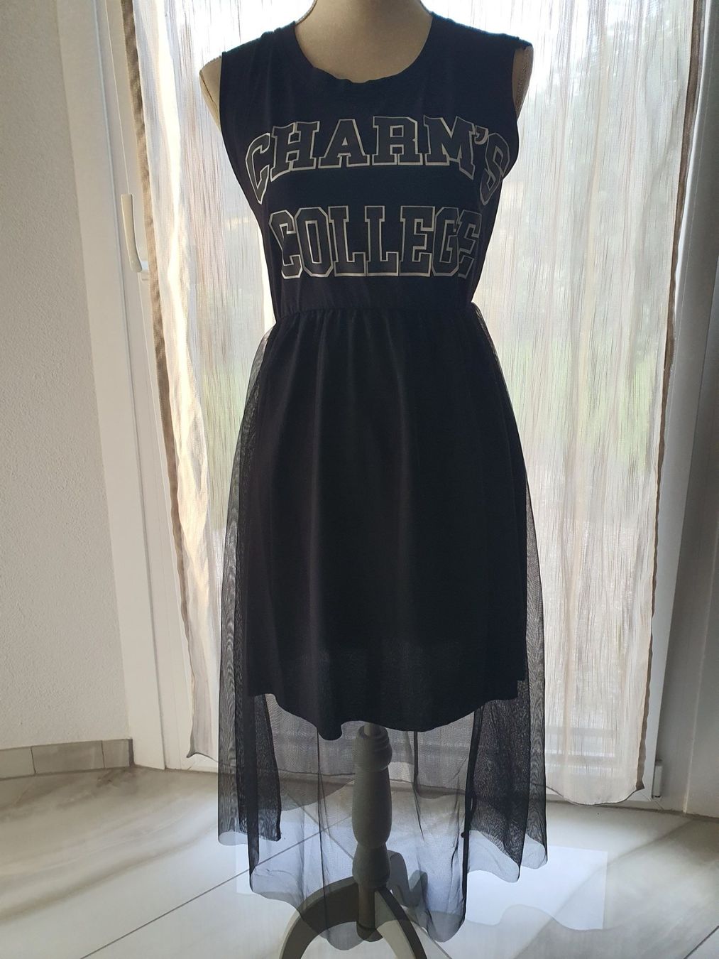 Kleider & Röcke: Robe noire jeune fille S. – Gebraucht aus CASLANO von Bebesa