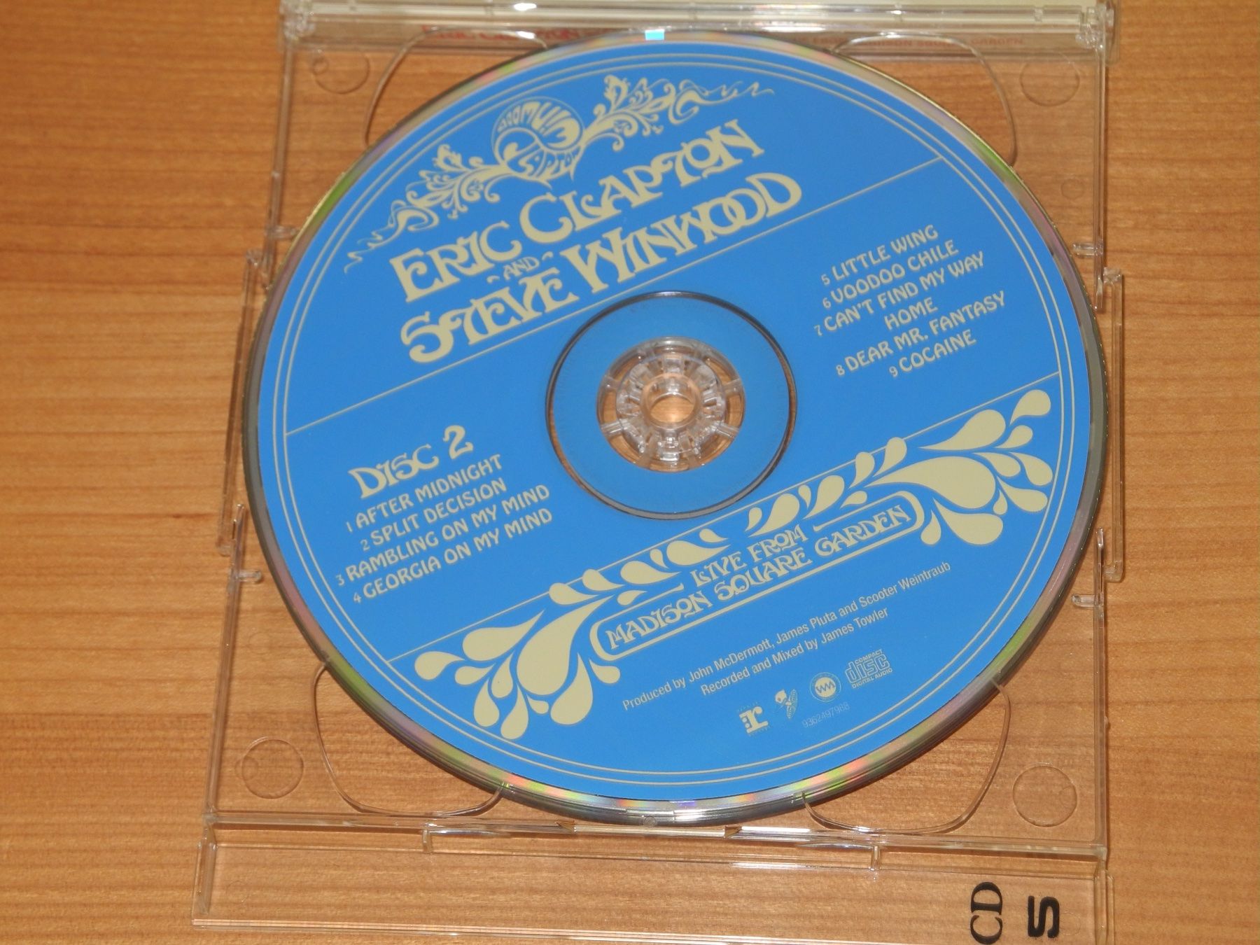 CD: ERIC CLAPTON + STEVE WINWOOD: LIVE FROM MADISON SQUARE GARDE – Nuovo (secondo la descrizione) da Fahrwangen venduto da Swirl2 2