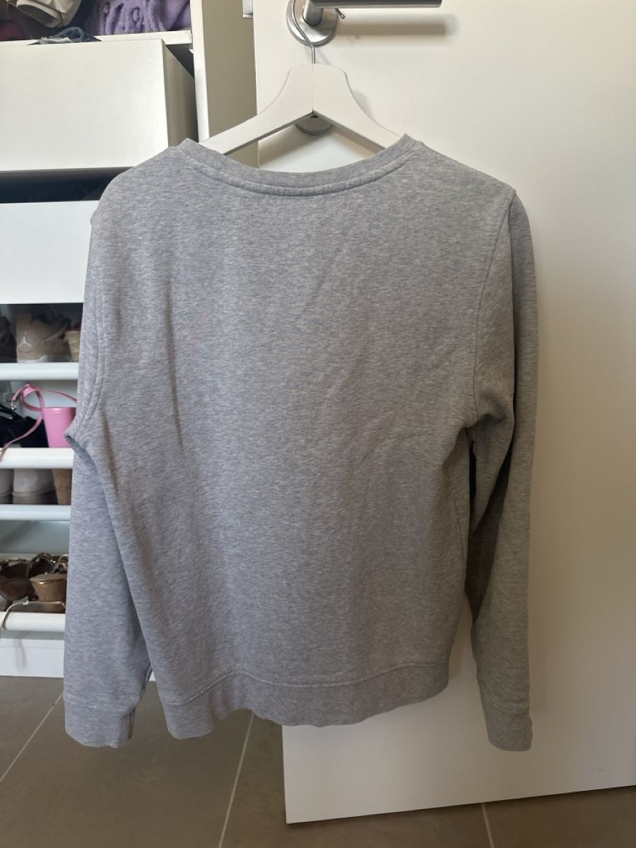 Lacoste Pullover & Sweatshirts: LACOSTE pullover (grau) – Gebraucht aus Stäfa von noelle.sophia 2