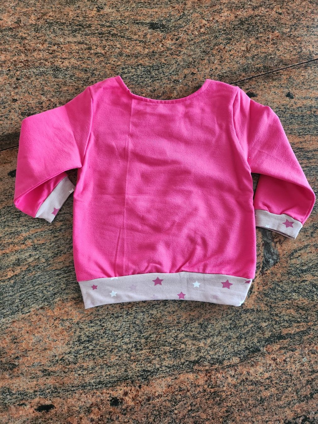 Maglioni & Felpe: Rosa Baby Pulli mit Herztasche Gr. 74, Handmade, neu – Nuovo (secondo la descrizione) da Othmarsingen venduto da pao_2xld 1
