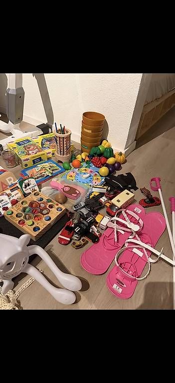 Giocattoli: Kinderspielsachen 1-4 Jahre – Usato da Niederhasli venduto da des_f82m