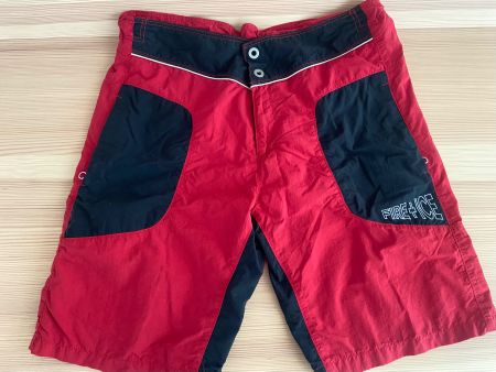 FIRE+ICE Shorts Rot Grösse M gebraucht