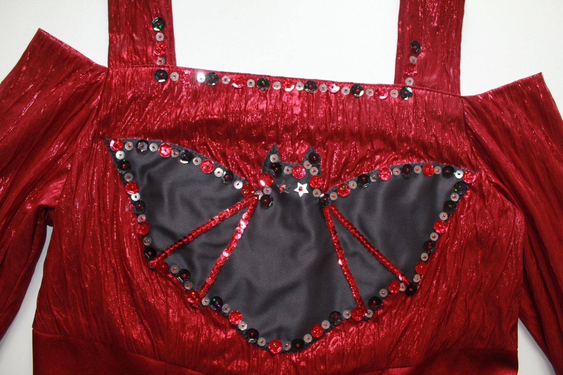 Costumi: Costume sorcière - vampire / Hexe - Vampir t. 38 – Usato da Peseux venduto da CoolShoping 4