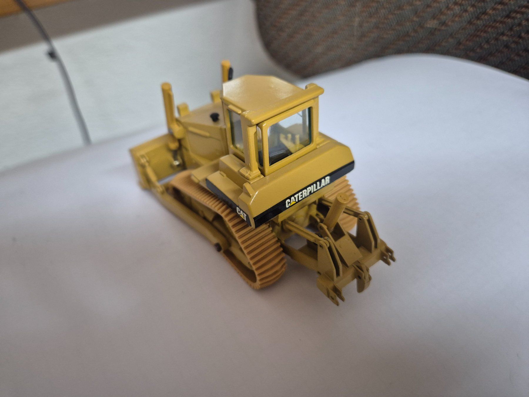 Caterpillar Kit di modellismo & Modellini statici: CATERPILLAR D6H – Usato da Moutier venduto da cat365 1