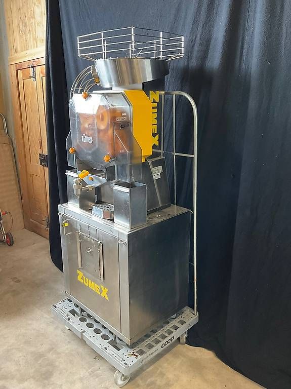 Elettrodomestici da cucina: Zumex Orangenpresse Gastro  – Usato da Burgdorf venduto da dkwhummel 2