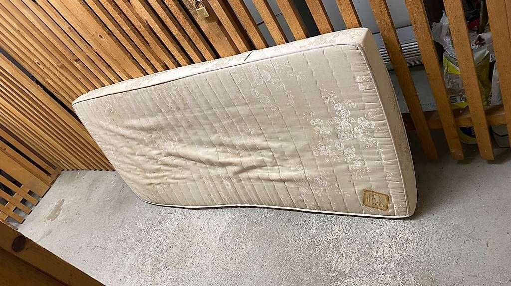 Materassi: Matratze 90x200 cm – Usato da Mönchaltorf venduto da ant_d2mc 1