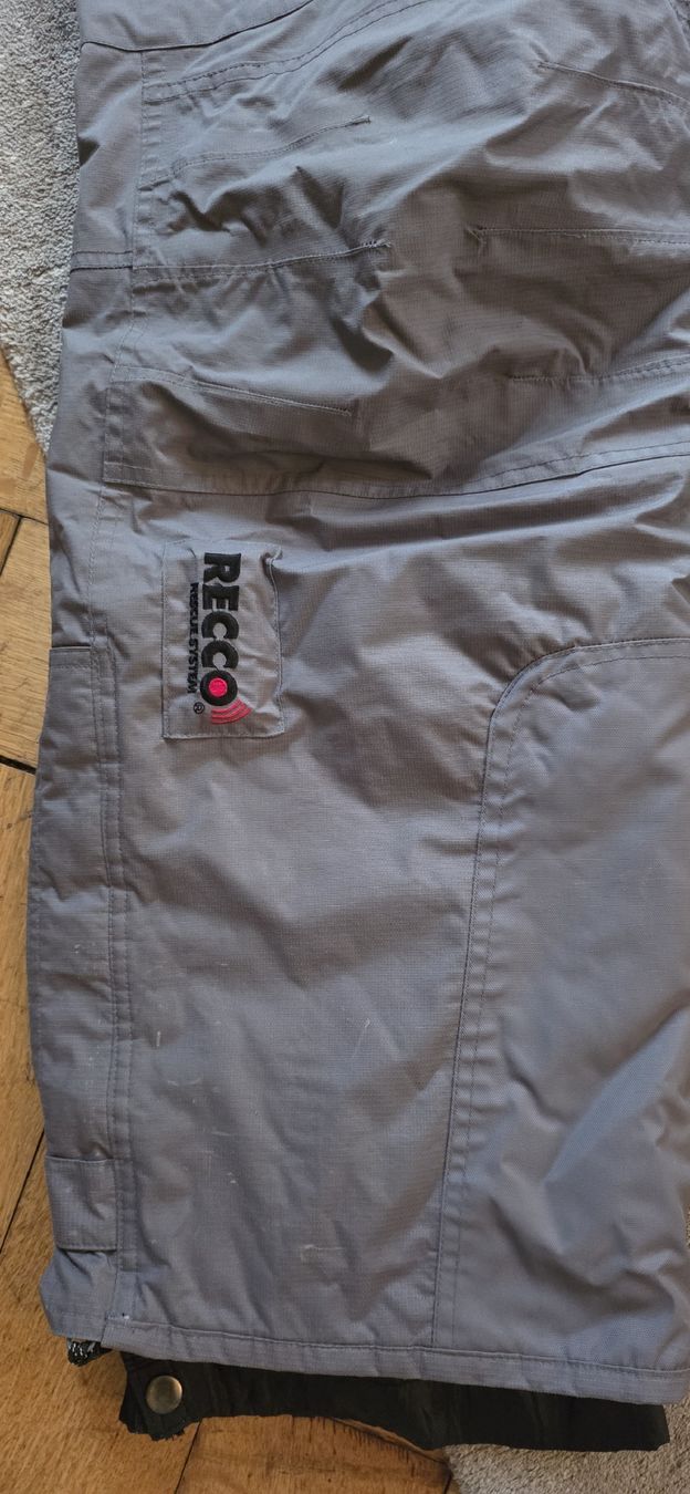 Pantaloni: Frühlingsschnäppli Skihose Herren grau Tchibo – Usato da Biberist venduto da SandraSO 1