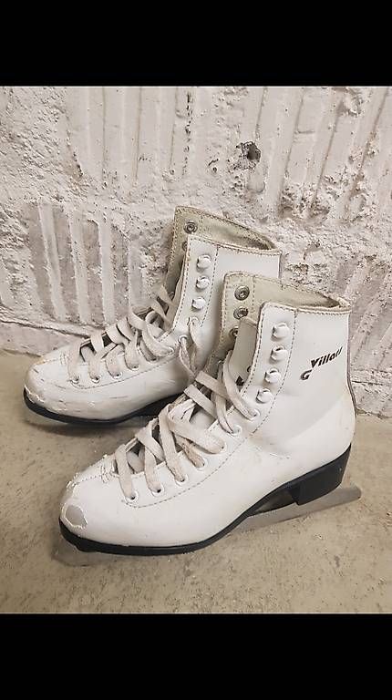 Graf Pattini da ghiaccio: GRAF Villars Schlittschuhe  Grösse 35 – Usato da Küsnacht ZH venduto da Maxdel7 1