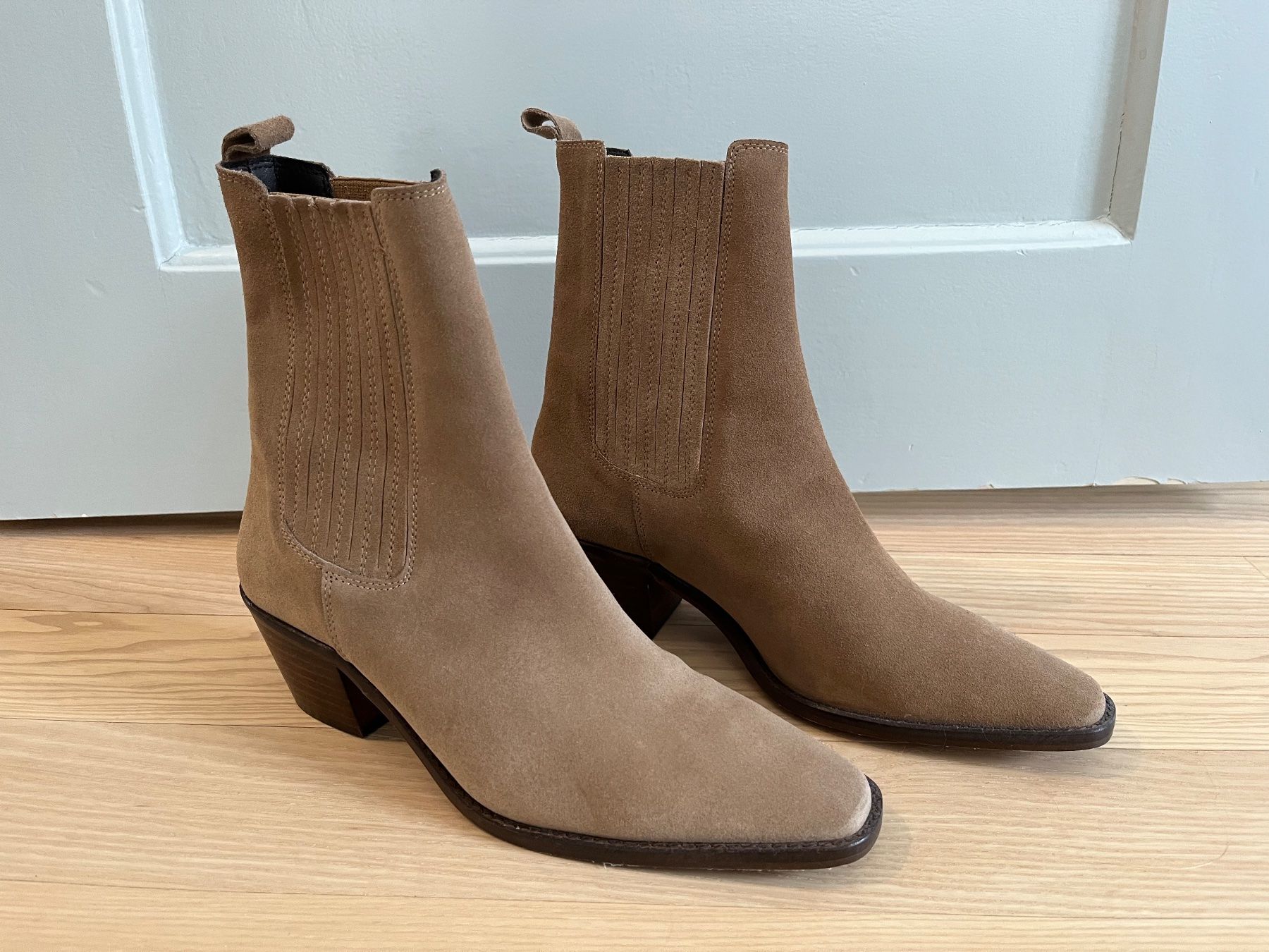 Scarpe da donna: Stiefelette Jonak NEU Gr. 40 – Nuovo (secondo la descrizione) da Bern venduto da len_zmx2