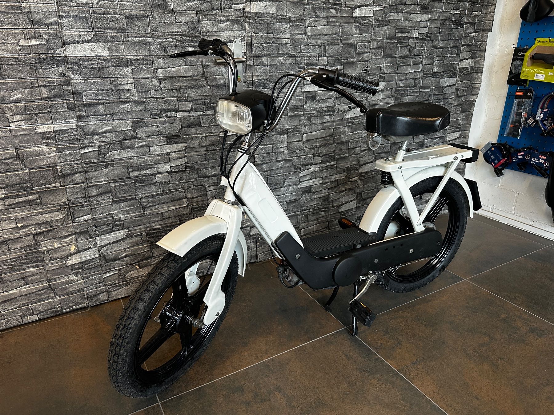 Mofas: Piaggio Ciao Neuaufbau – Gebraucht aus Root von E.H.Velo