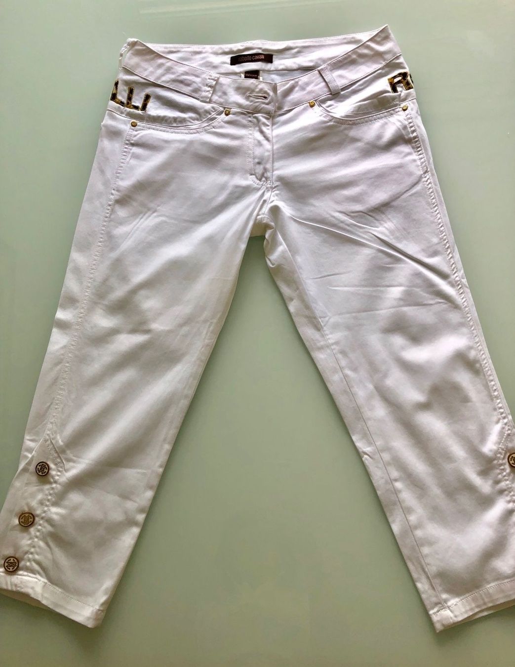 Roberto Cavalli Hosen: HOSE Roberto Cavalli Weiss Capri-hose – Neu (gemäss Beschreibung) aus Adliswil von Jessik0 1