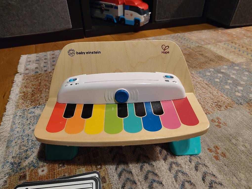 Hape Spielzeuge: Hape - piano baby Einstein – Gebraucht aus Choëx von ala_jhc6 1