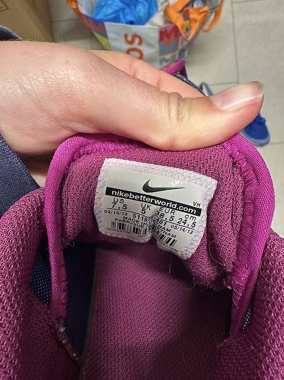 Scarpe per ragazze: Nike Training Schuhe – Usato da Zürich venduto da SM122 2