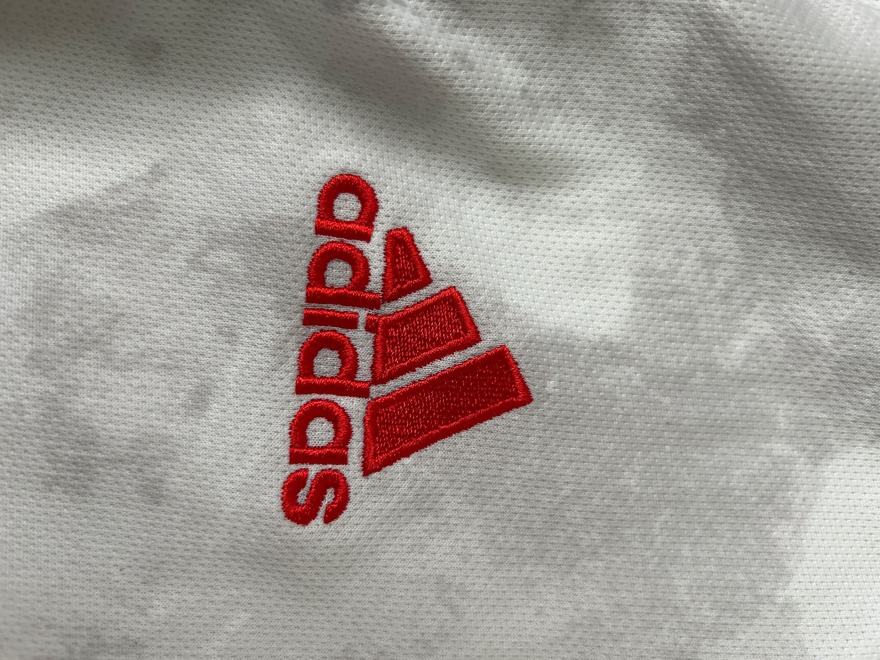Adidas Maillots de corps & Pantalons: Fussball Trikot Spanien S – D'occasion à Chur par sim_5jfc 5