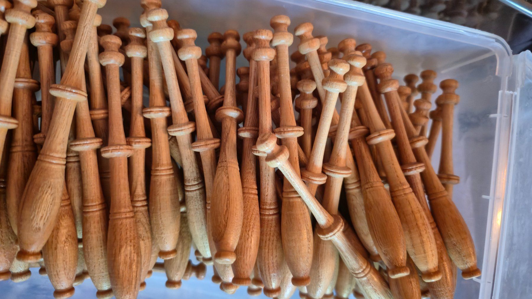 Alle Dekorationen: Fuseau à dentelle en bois – Gebraucht aus Muraz (Collombey) von Kiriwi 1