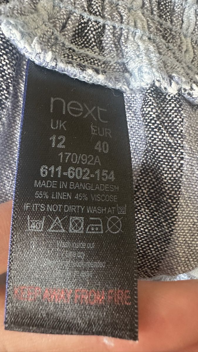 Lotti di vestiti: Combinaison rayée NEXT  lin, taille 40 + veste Calvin Klein – Usato da Vuippens venduto da ale_6gkb 2