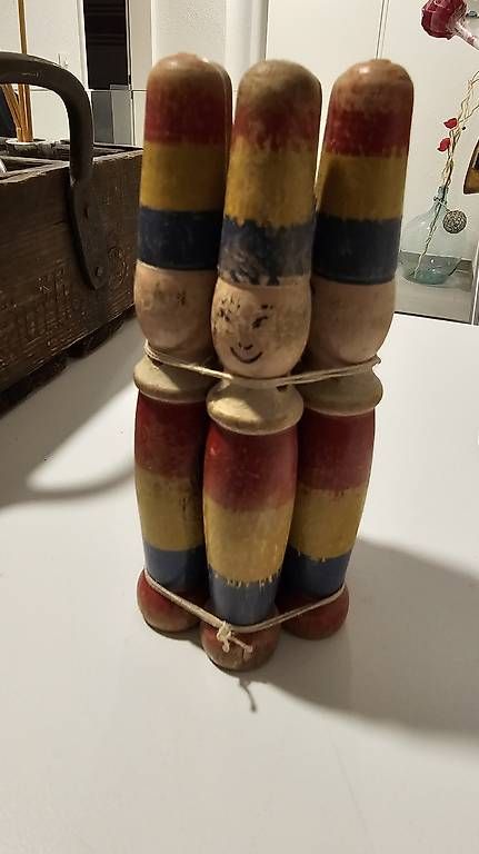 Giocattoli: Alte Spielfiguren Holz – Usato da Hunzenschwil venduto da Matthinique 2