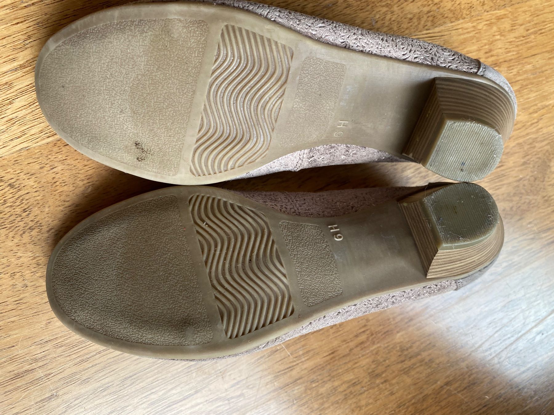 Scarpe da donna: GoSoft Damen Pumps, beige, Grösse 39,5 – Usato da Stadel b. Niederglatt venduto da sandart 4